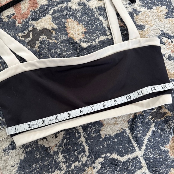 Reformation workout sports bra - ADELINA ECOMOVE black and white seize medium - Picture 6 of 6